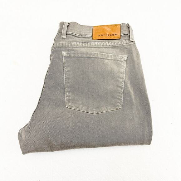 Mott & Bow Straight Leg Gray-Green Denim Wash Jeans Size 35 x30 - Picture 1 of 8
